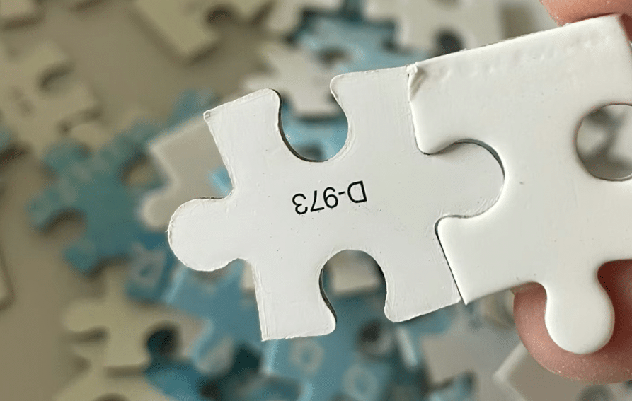 uneven surface, poor fit